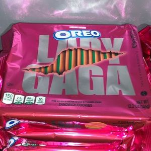 Lady Gaga Chromatically Oreos
